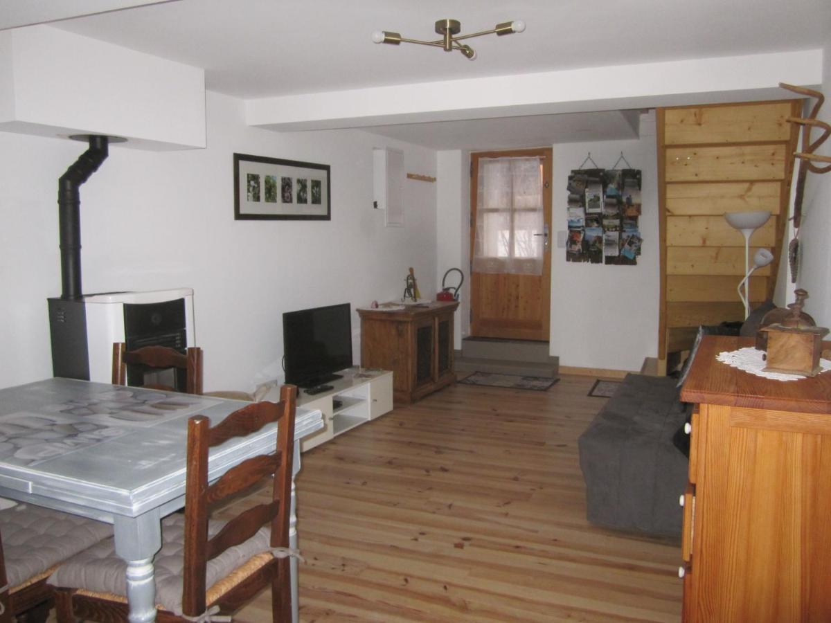 Apibus Domus - Chris Et Steph Villa Guillaumes Ngoại thất bức ảnh